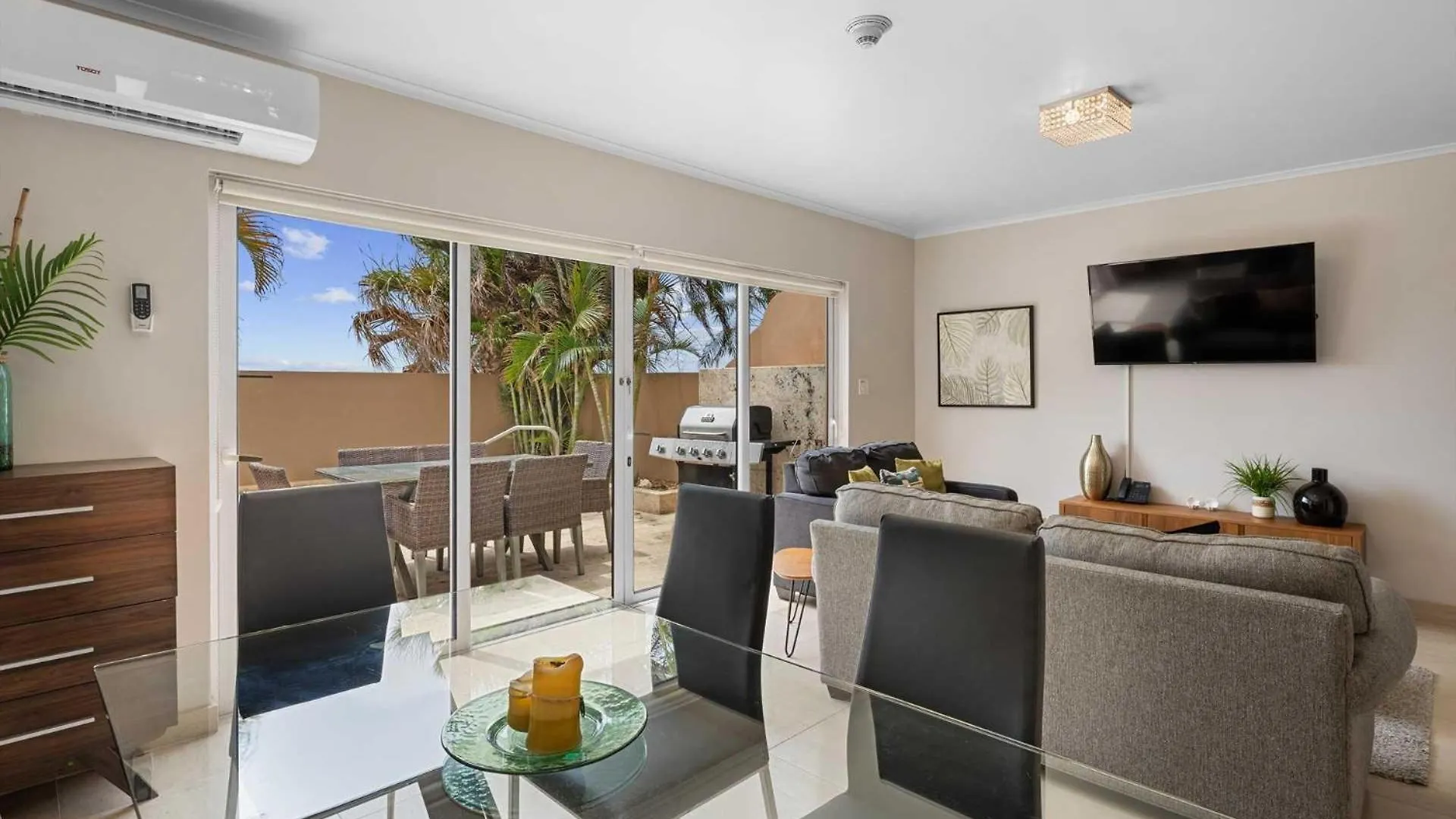 Eagle Beach Palm Beach Aruba